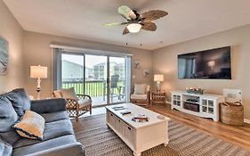 Surf City Condo With Ocean View About 1 Mi To Downtown!
